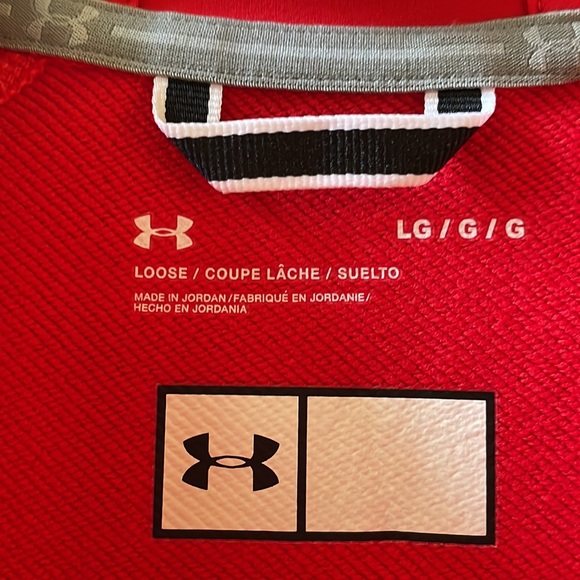 Under Armour Mens baseball zip pull over with hood.  Size Large Loose fit - Picture 2 of 3